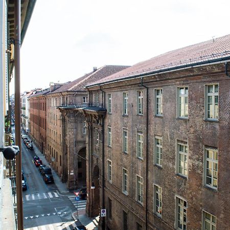 トリノH7 Attico Blu Quadrilatero Romano Pochi Passi Dal Museo Egizioアパートメント エクステリア 写真