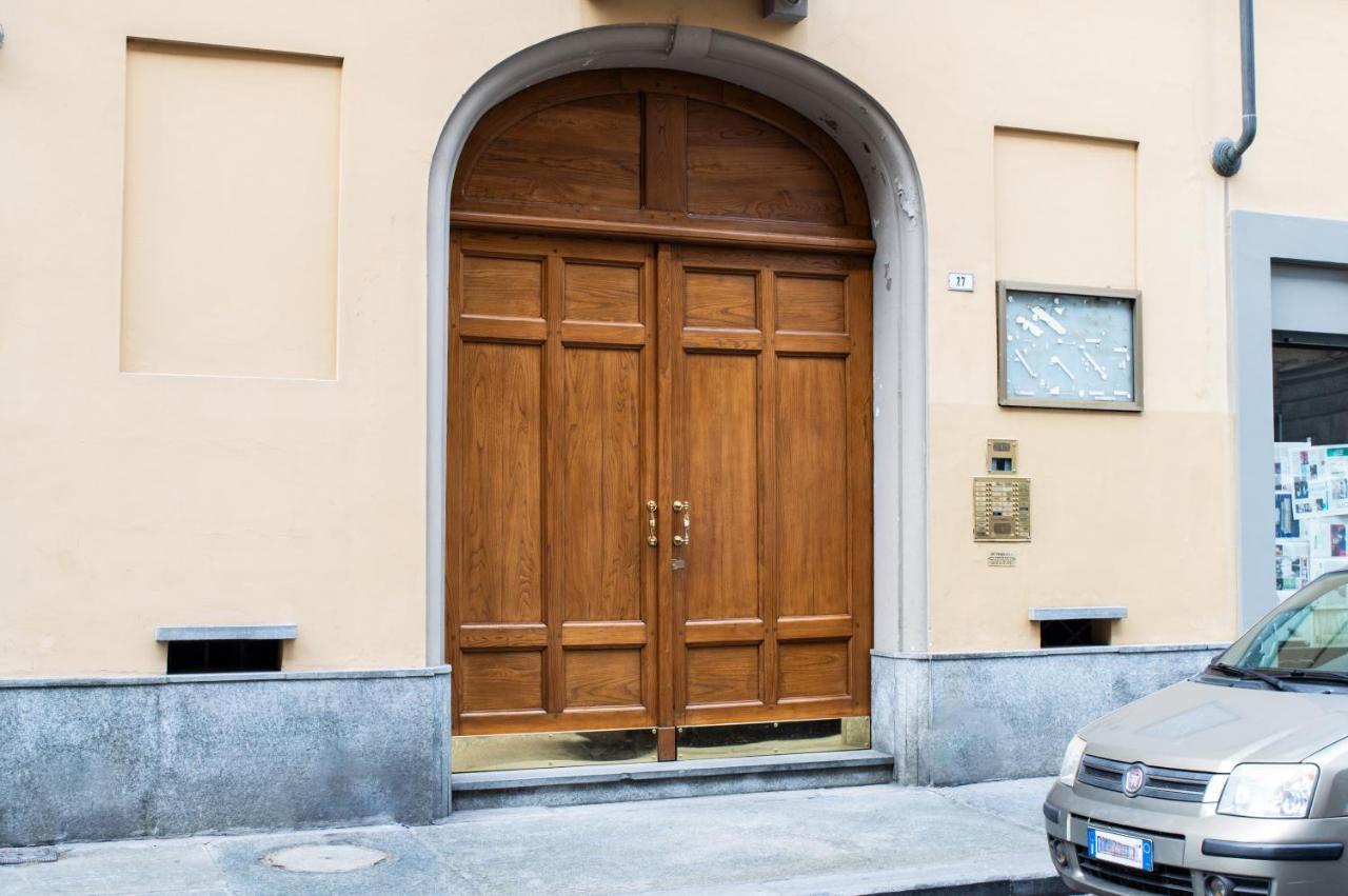 トリノH7 Attico Blu Quadrilatero Romano Pochi Passi Dal Museo Egizioアパートメント エクステリア 写真