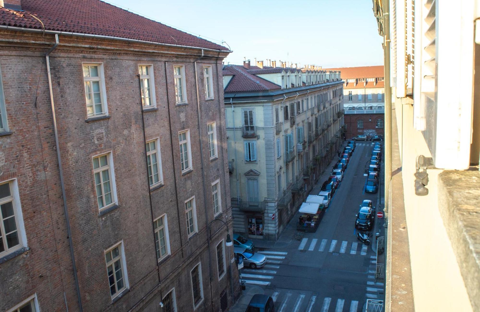 トリノH7 Attico Blu Quadrilatero Romano Pochi Passi Dal Museo Egizioアパートメント エクステリア 写真